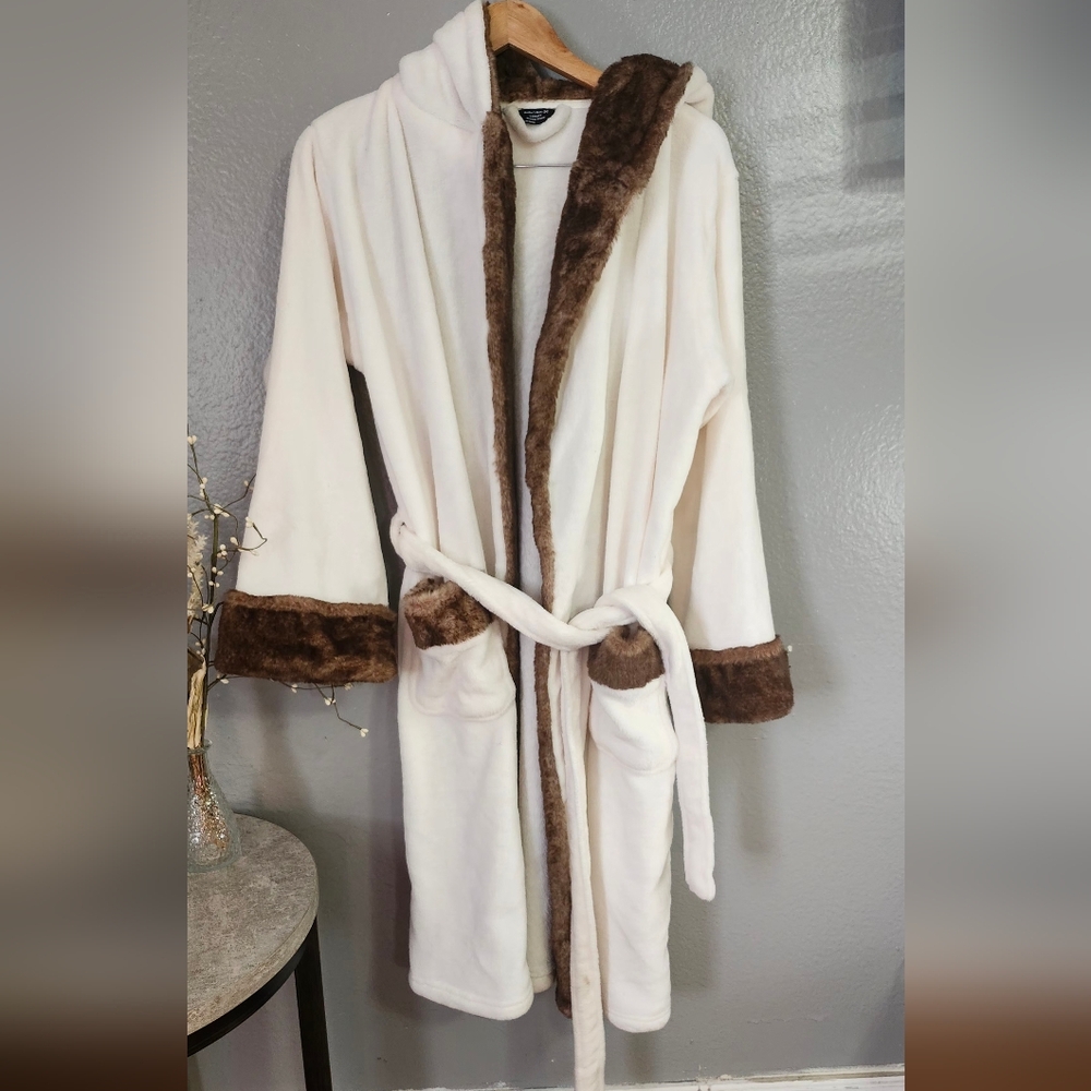 Luxurious Cream and Brown Women's Robe